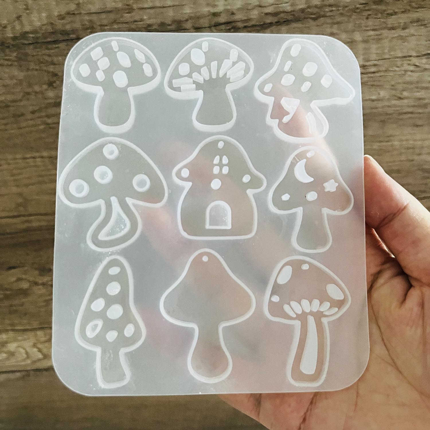 Flower Preservation Resin - Wielostylowy wisiorek z grzybami z perforowaną